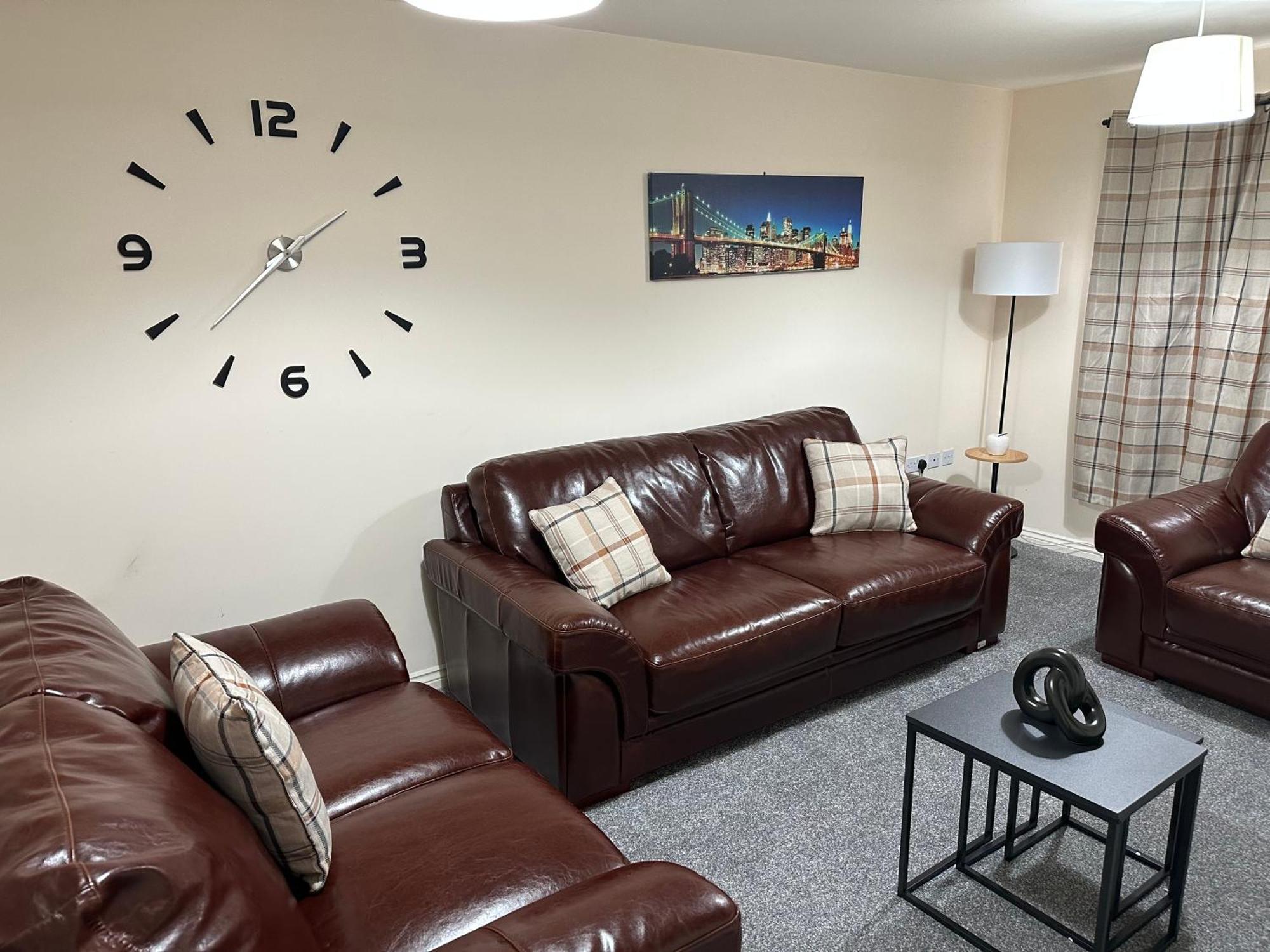 City Airport Apartment Wythenshawe Exterior photo